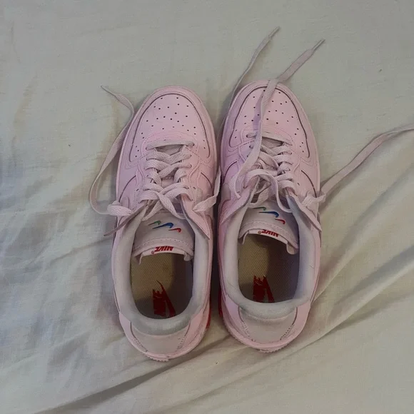 Women’s air force 1 fontanka ‘valentines day’ size 9 all pink nike sneakers - Picture 2 of 4